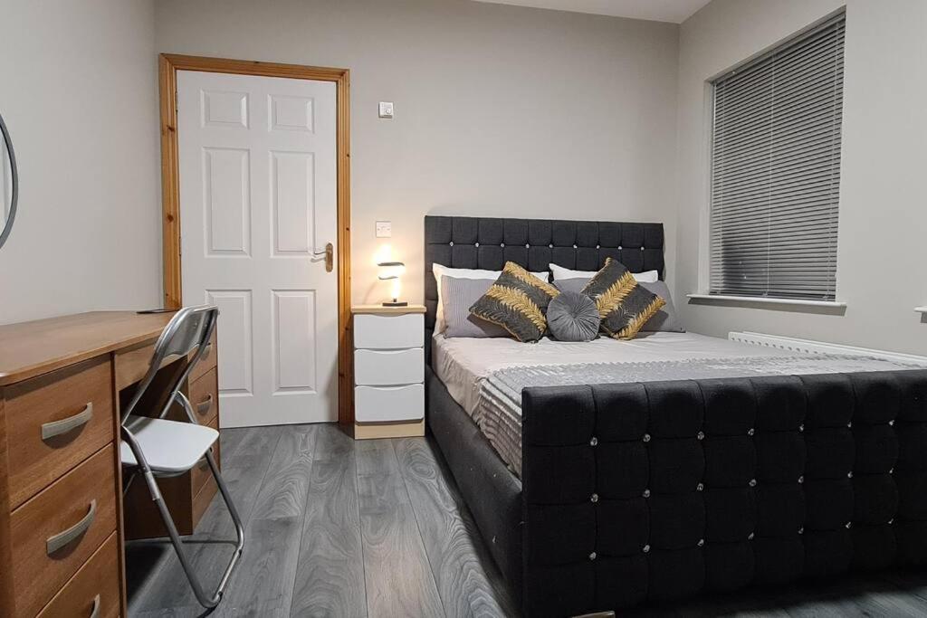Millhouse Cottage A Luxury 3 Bed Bungalow アントリム エクステリア 写真