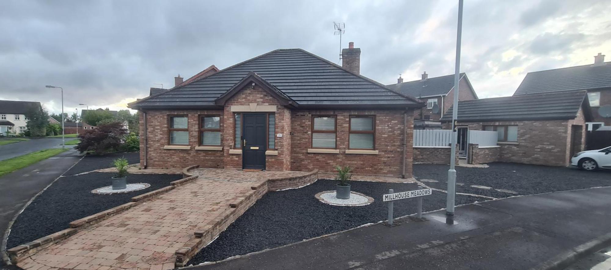 Millhouse Cottage A Luxury 3 Bed Bungalow アントリム エクステリア 写真